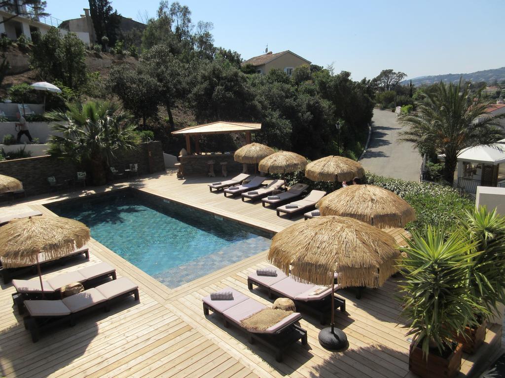 Hotel Tricoli Avec Piscine